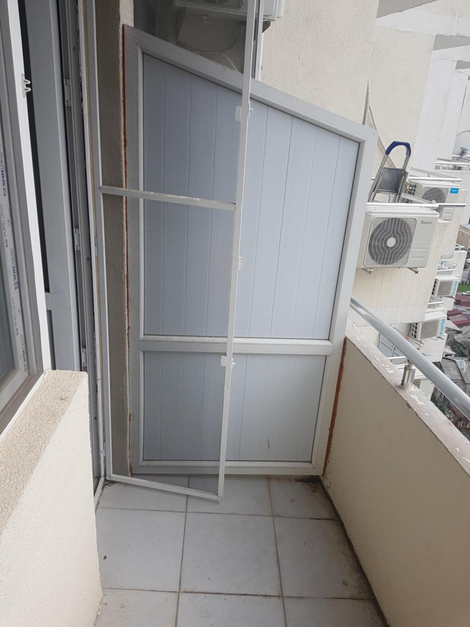 98 Gorgiladze Street *